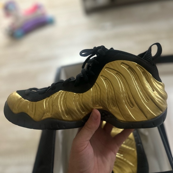 Nike Air Foamposite Pro Metallic Gold size 9.5 - Picture 7 of 8